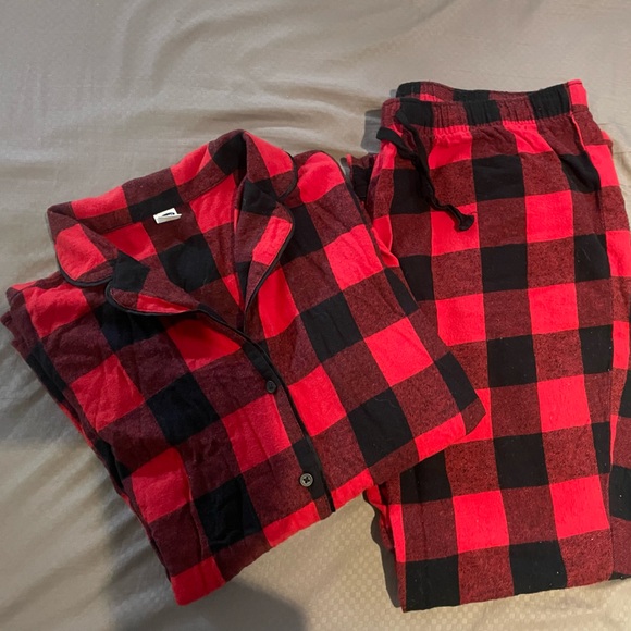 Old Navy Other - ☘️Old navy women's Buffalo plaid pajama set